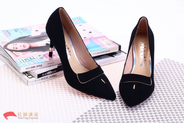 鞋子丹麥直郵到中國、鞋子香港直郵到內地-紅旗速運